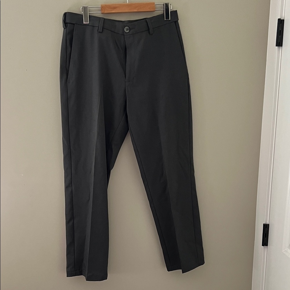 Haggar Cool 18 Gray Dress Pants Men’s 32x30 Performance Slacks